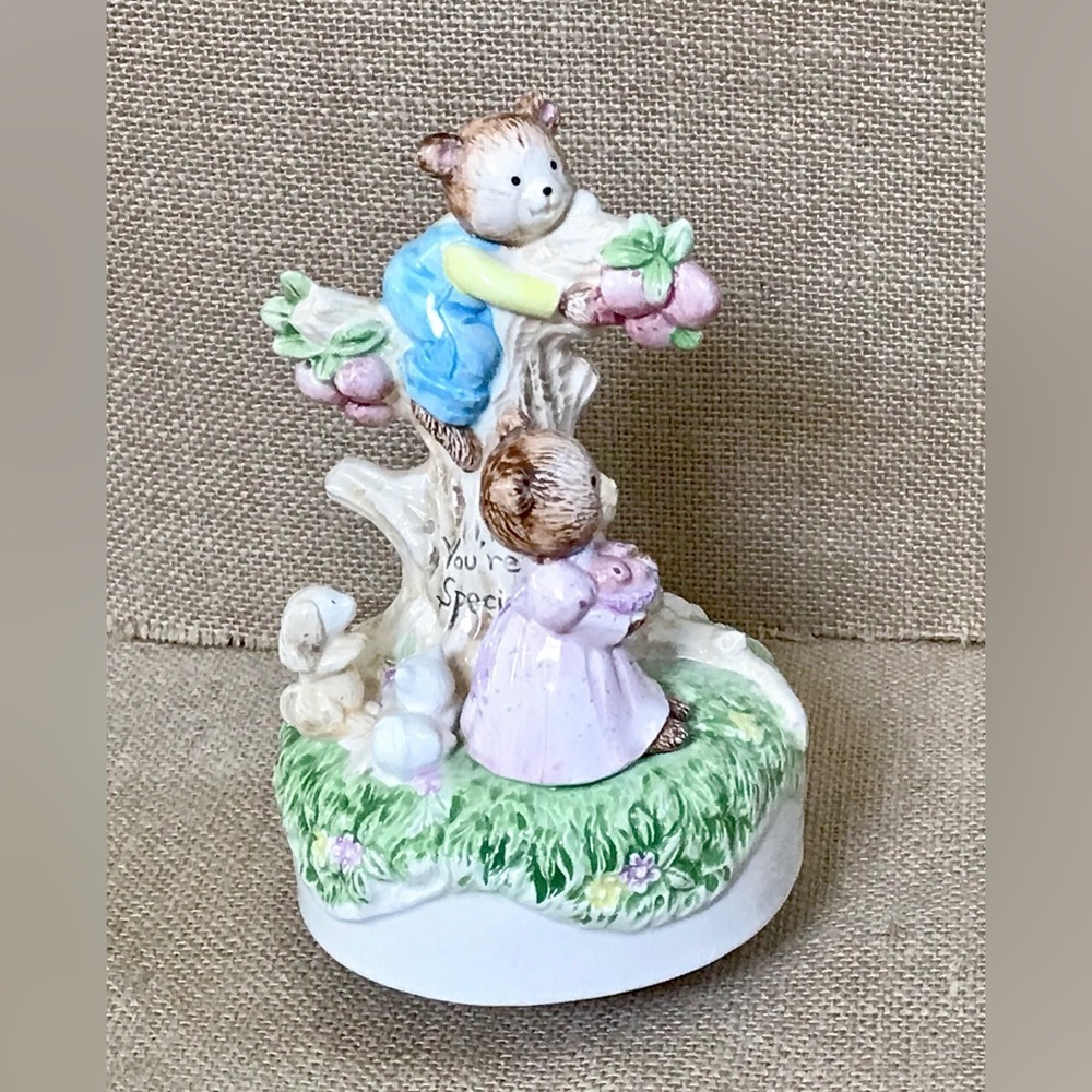 Vintage Brinns Teddy Bears Apple Picking Rotating Music Box Cottage Fame Core